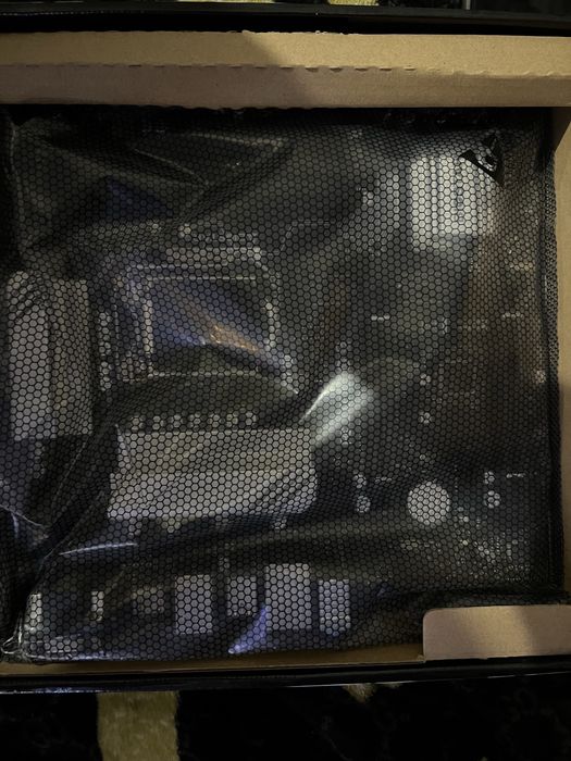 Материнська плата B560MX-E PRO