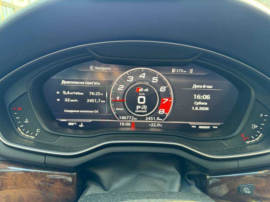 Audi A4 2018 VIN WAUENAF43KA014153 фото оголошення 4 з 13
