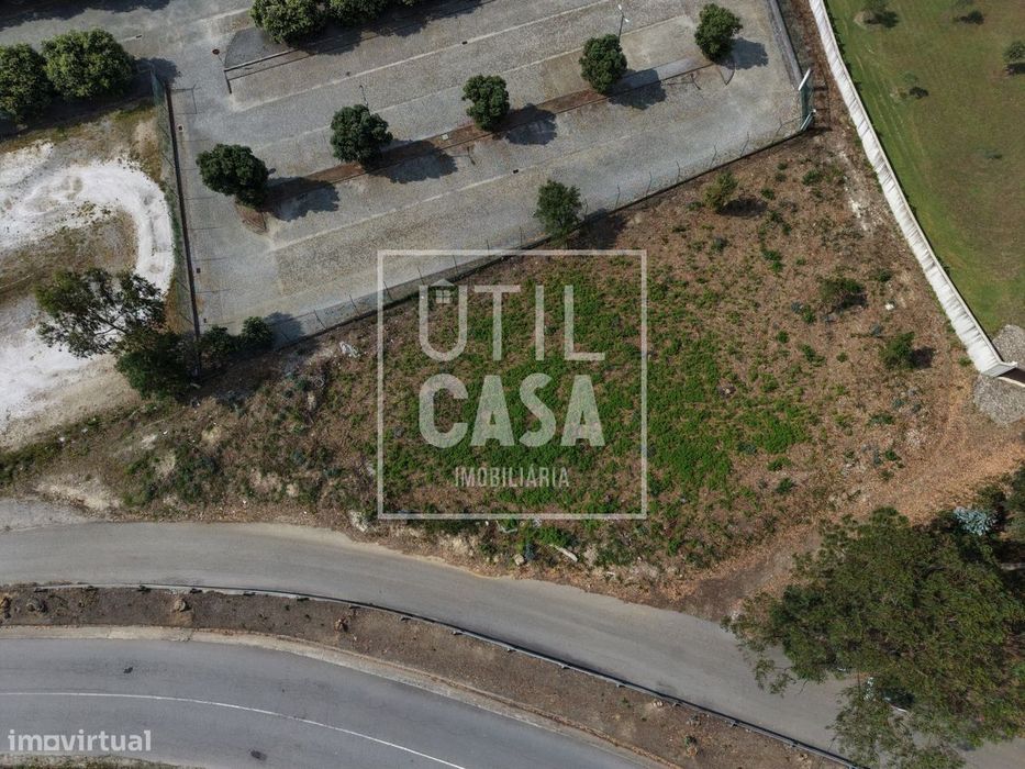 Terreno com 1400m² em Barqueiros