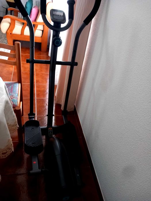 Bicicleta elíptica pedaleira