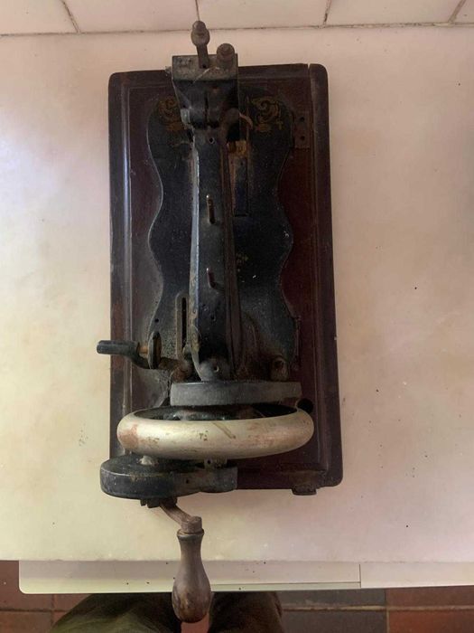 Maquina de costura antiga