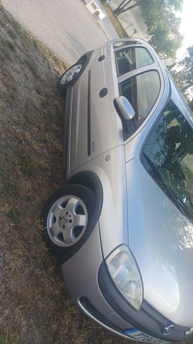 Opel Corsa C 1.0 Gasolina – 2001 | 1.800 €