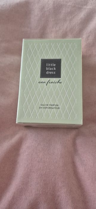 Little black dress Eau Fraiche Avon 50ml