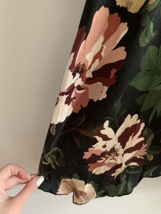 Sukienka Alma Le Collet luźna kwiaty basic wzory