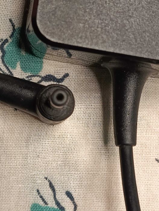 Зарядне блок живлення питания до ноутбука Asus 19V 1.75A (4.0×1.35mm)