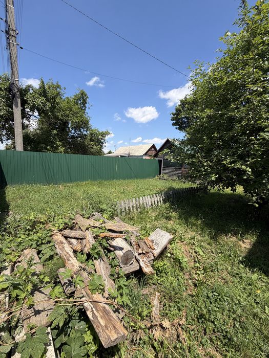Продам окремий будинок у  Сонячному