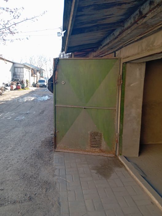 Сдам гараж! Киевский район.