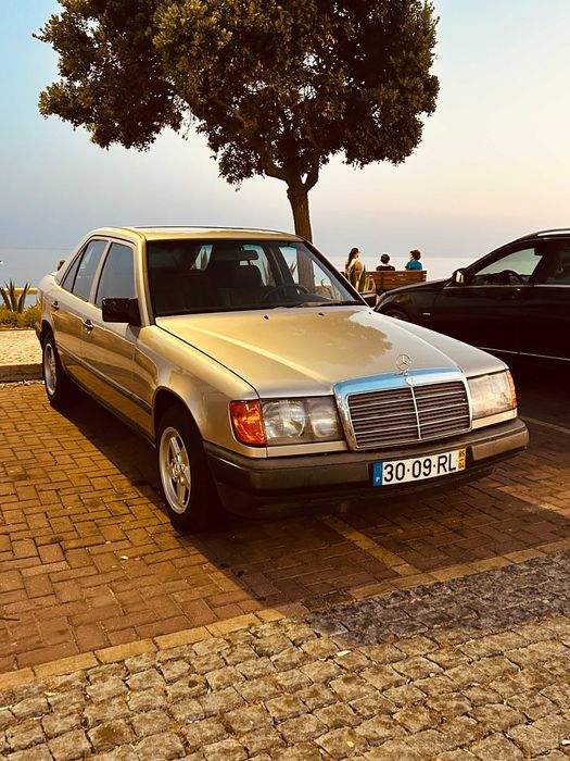 Mercedes-Benz 230 E W124 — 1984