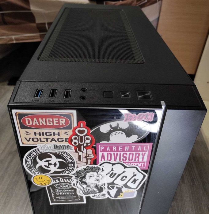 Потужний ігровий комп'ютер ПК для геймінгу, роботи та творчості