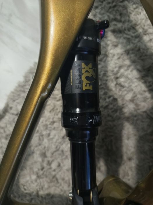 Amortyzator - damper Fox float performance