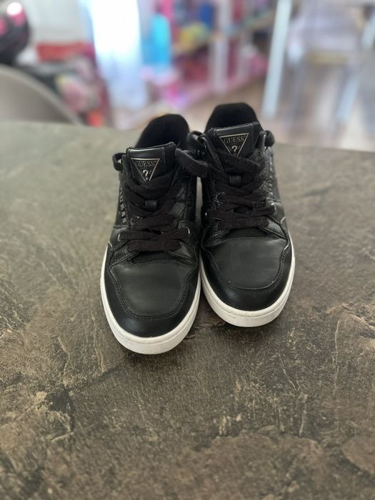 Mokasyny buty trampki Guess