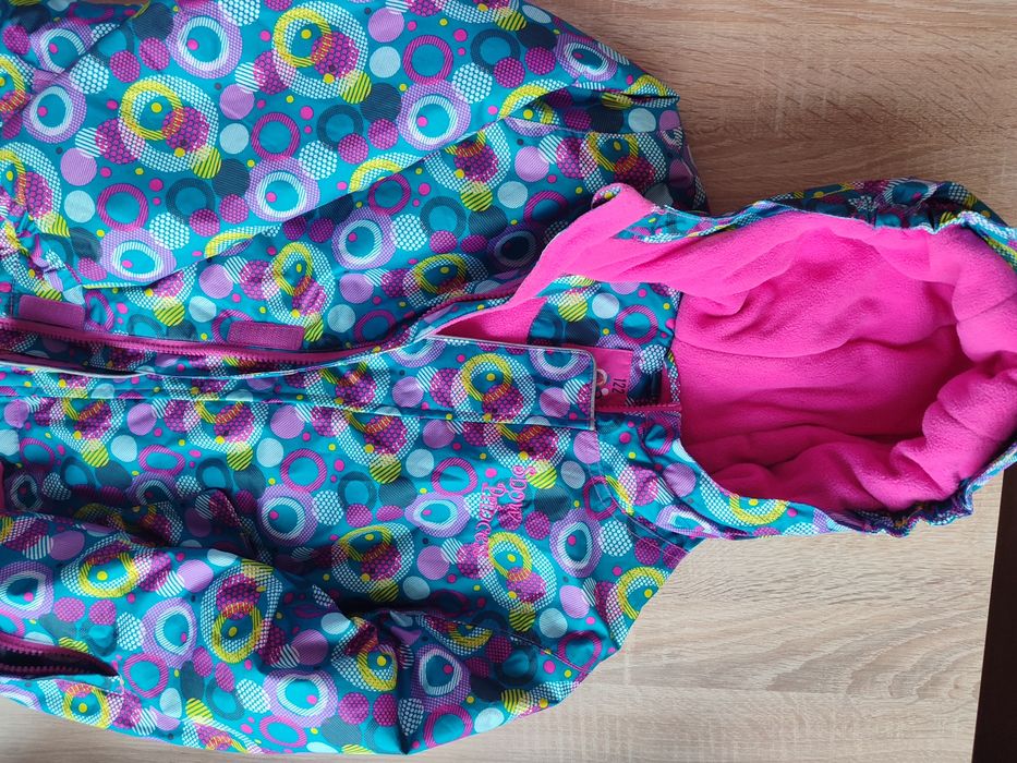 Зимова курточка 5-6 років на дівчинку,нова