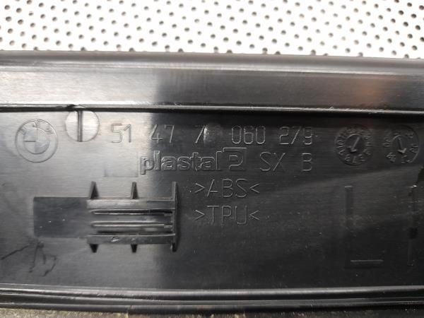 Rodapé / soleira porta frente direita BMW 3 Touring (E91)