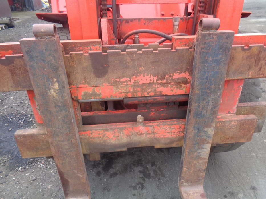 Wózek widłowy terenowy MANITOU MCE 25H