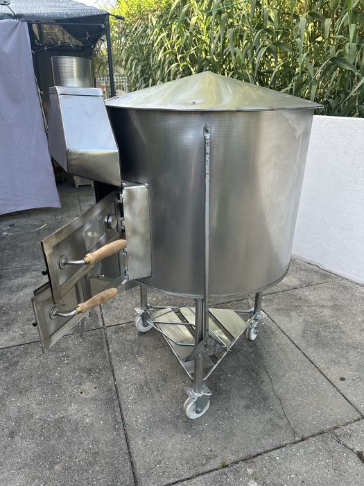 Forno redondo em aço inoxidável