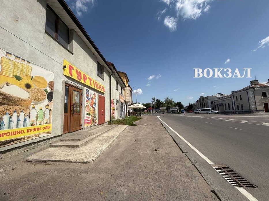 Продаж комерційного комплексу  у м. Дрогобич, Площа Злуки