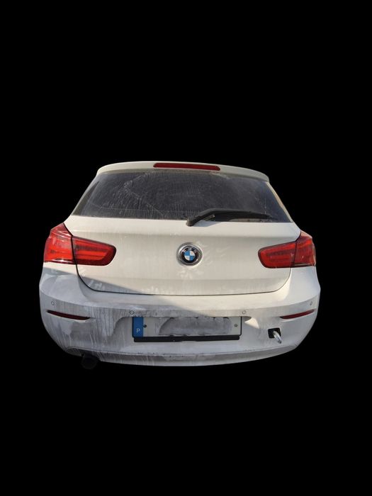 BMW 116D  2019 acidentado para peças