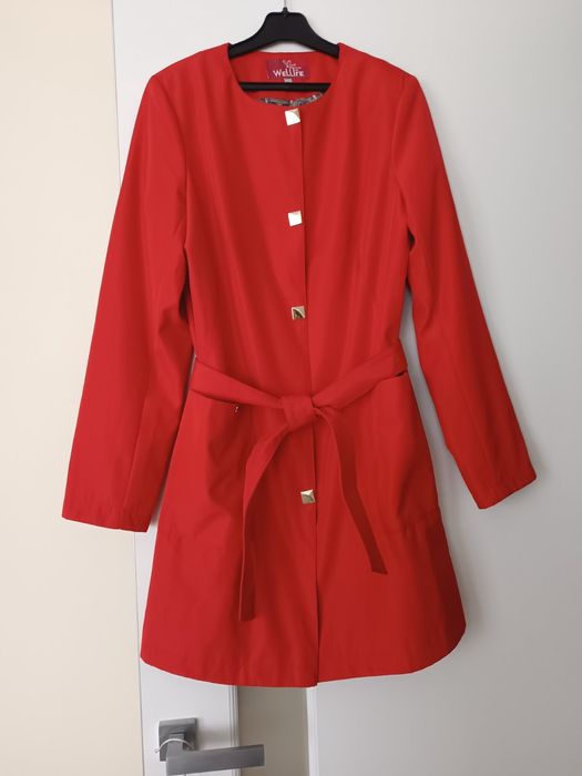 Плащ женский красный Wellire