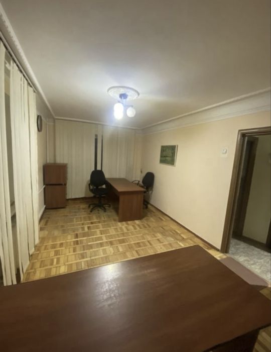 Здам кімнату під офіс