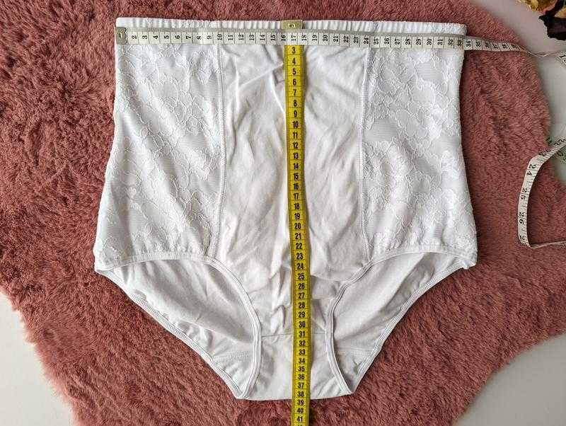 Коригувальні трусики жіночі стягуючі wolbar modelia білі