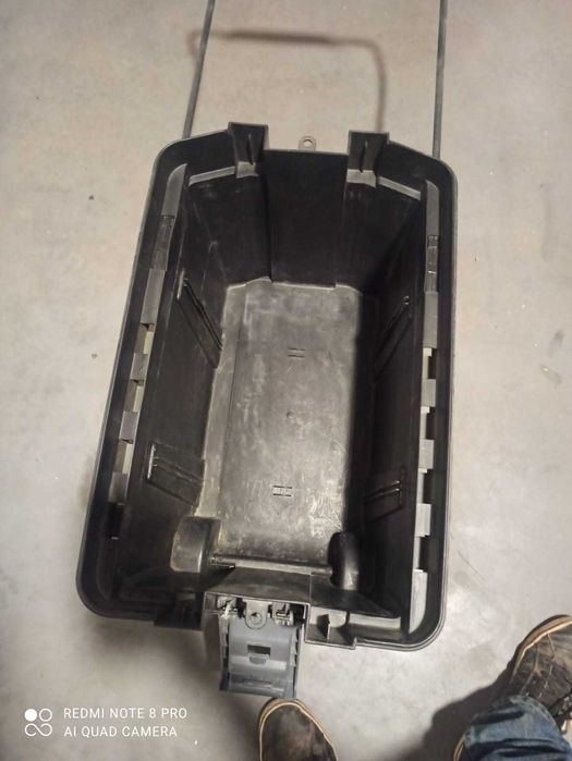 Caixa/troley ferramentas usada