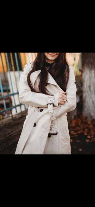 Плащ тренч від Zara