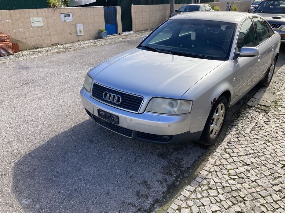AUDI A6 ano 2001