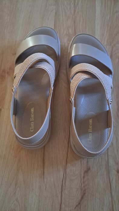 sandały Clara Barson