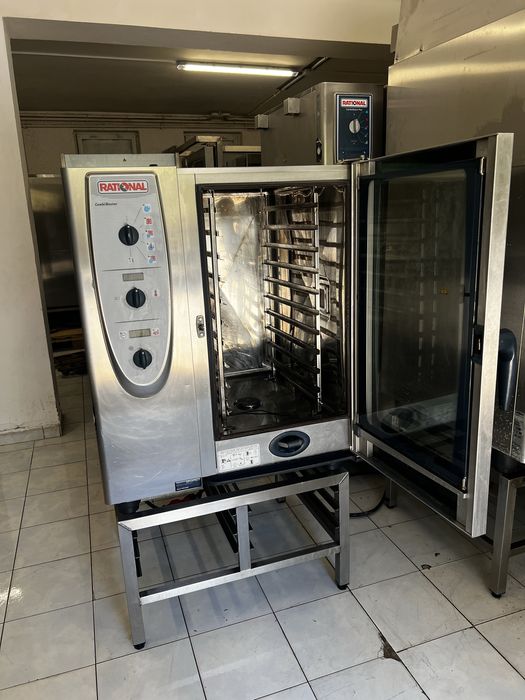 Piec konwekcyjno-parowy RATIONAL CM 101E. Piec konwekcyjny 10GN