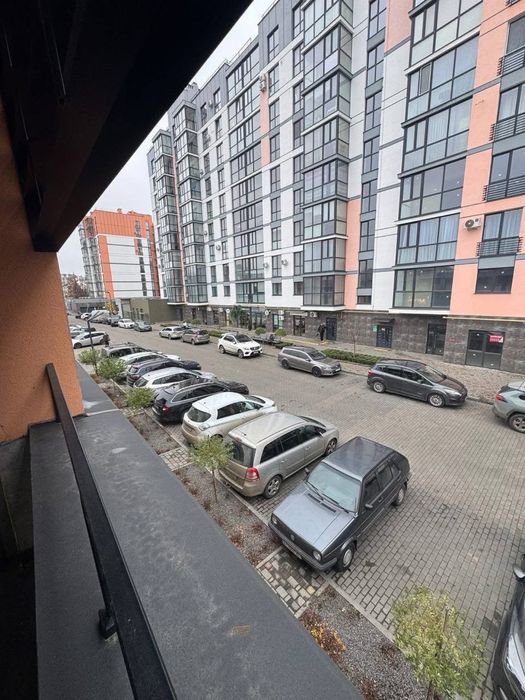 Оренда паркомісця в ЖК Dream Town