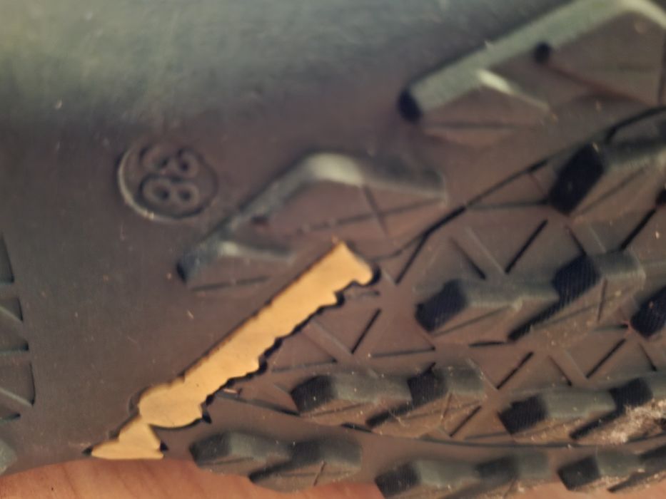 Чобітки зима 38р