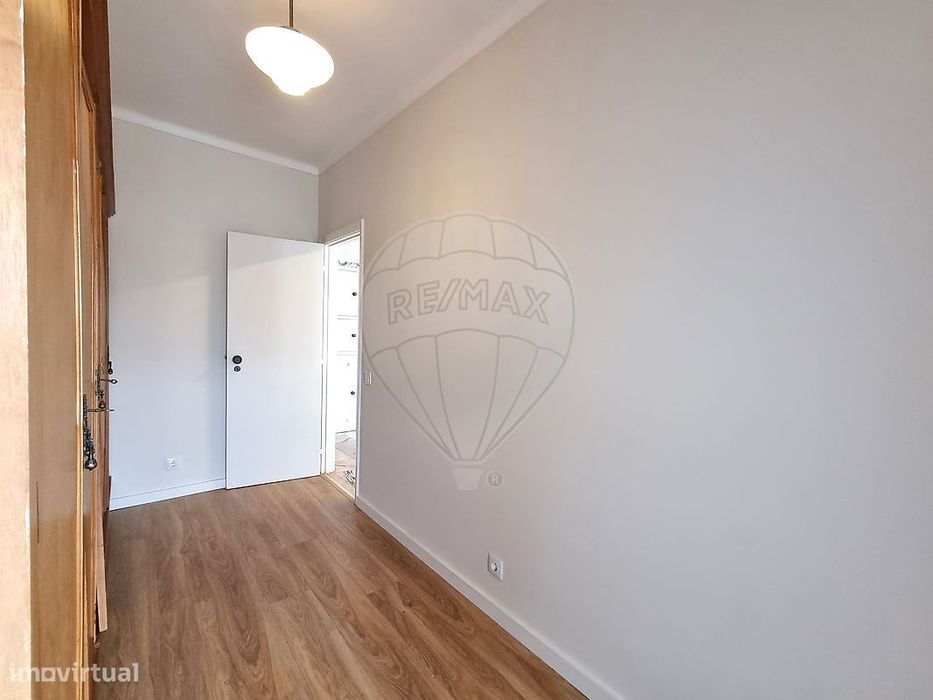 Apartamento T4 para arrendamento