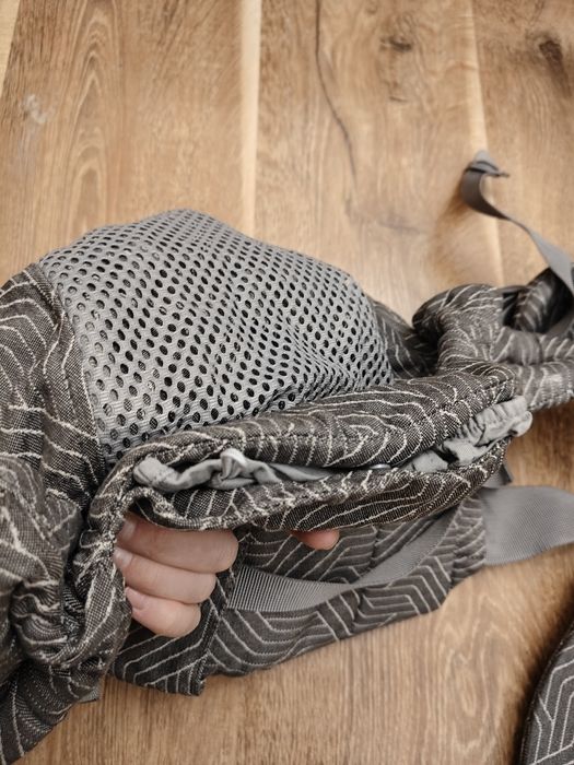 Новий слінг, ергорюкзак love carry one