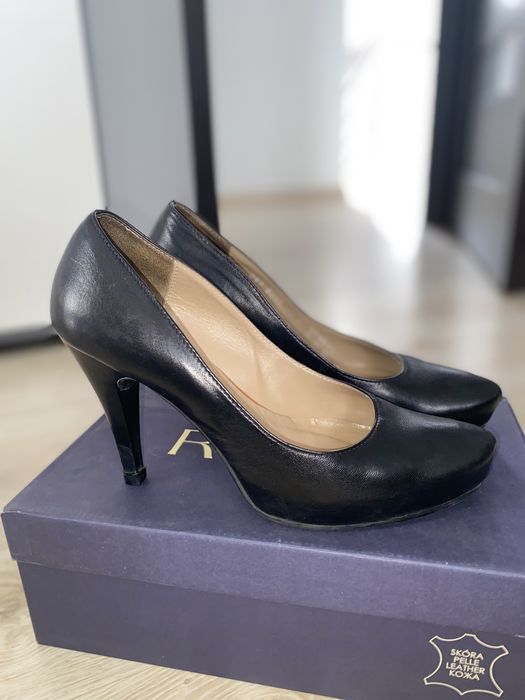 Czarne czółenka szpilki