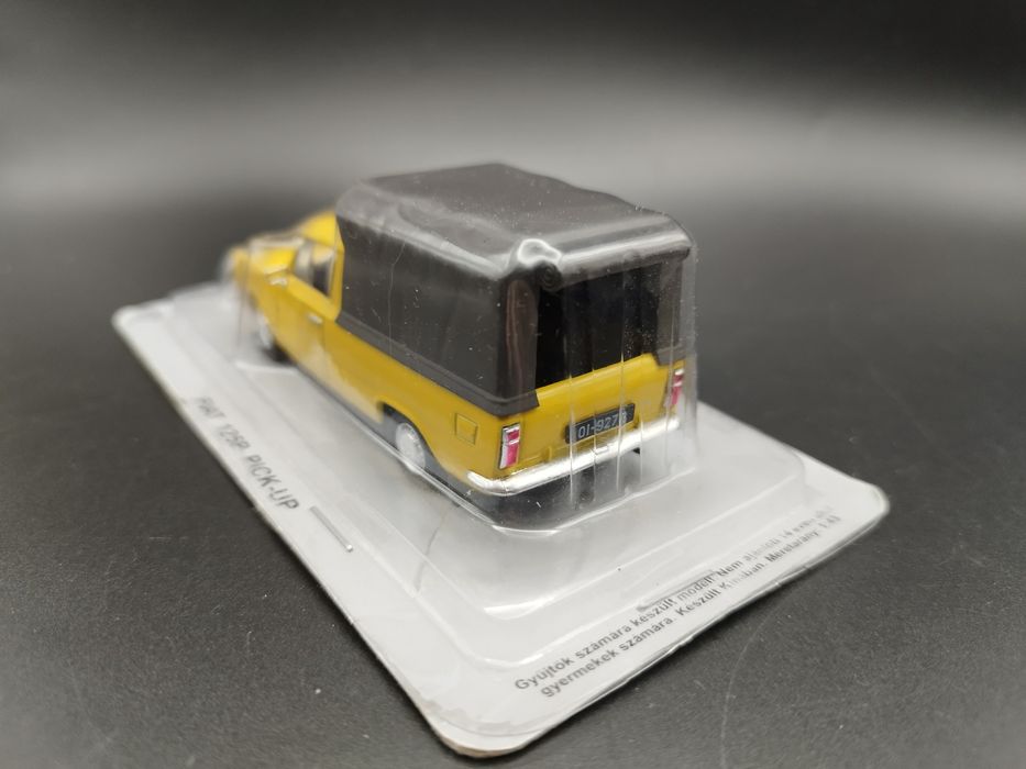 1:43 DeAgostini Polski Fiat125p pick-up model + gazetka