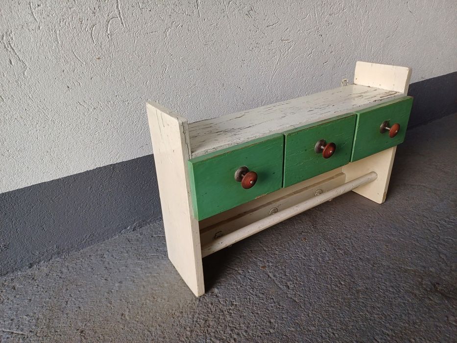 Szafka wiszaca prl zabytkowa