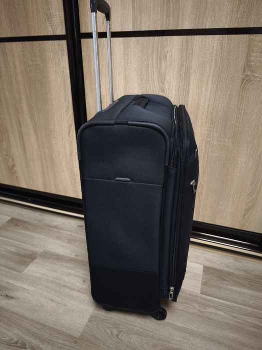 Валіза для подорожей середнього розміру Samsonite, Чемодан средний