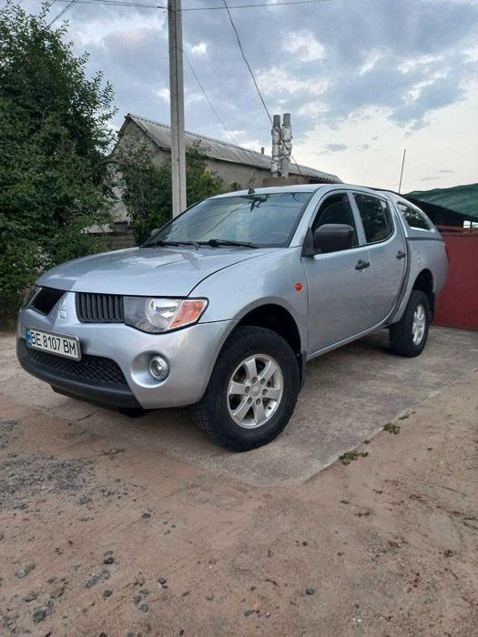 Mitsubisi L200 Продам