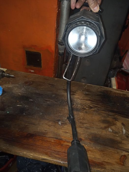 Lampa przemysłowa, reflektor szperacz typ S2G sprawna