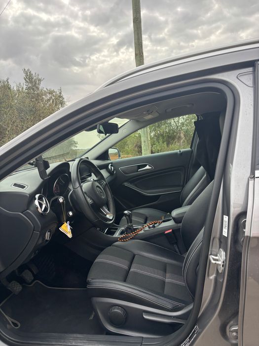 Mercedes GLA 180D — photo 4