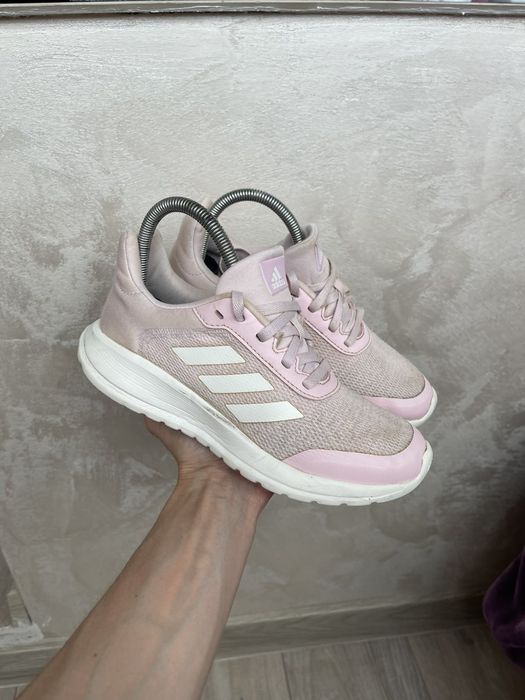 Кросівки оришінал Adidas розмір 34 устілка 21 см