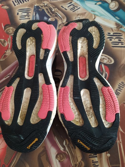 Продам кросівки Adidas, розмір 41.5