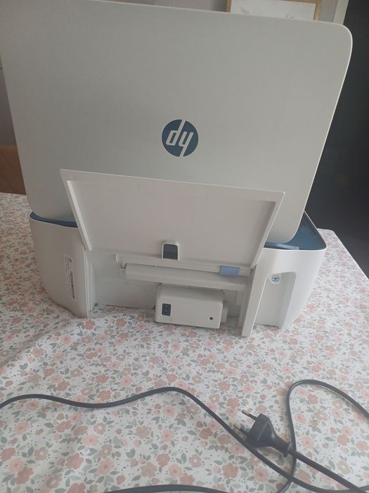 Impressora HP Deskjet 2720 (Multifunções - Jato de Tinta - Wi-Fi - Bluetooth)