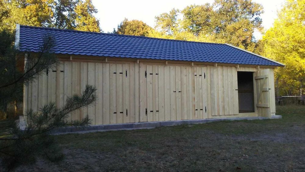 Garaż drewniany wiata stodoła 10 x 7 pokryty blacho dachówką