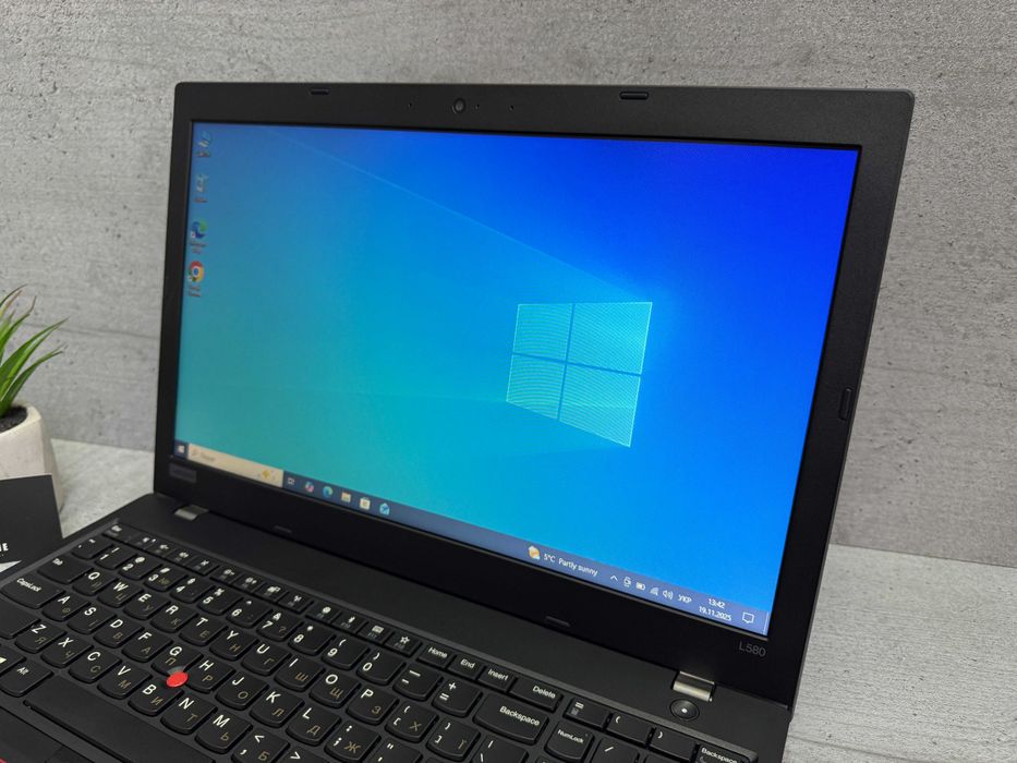 Мультимедійний ноутбук Lenovo L580/Celeron/250gb ssd/15.6"/8gb ddr4