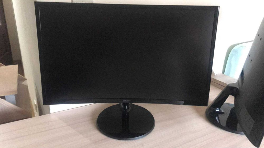 Monitor 24 całe zakrzywiony Samsung NOWY