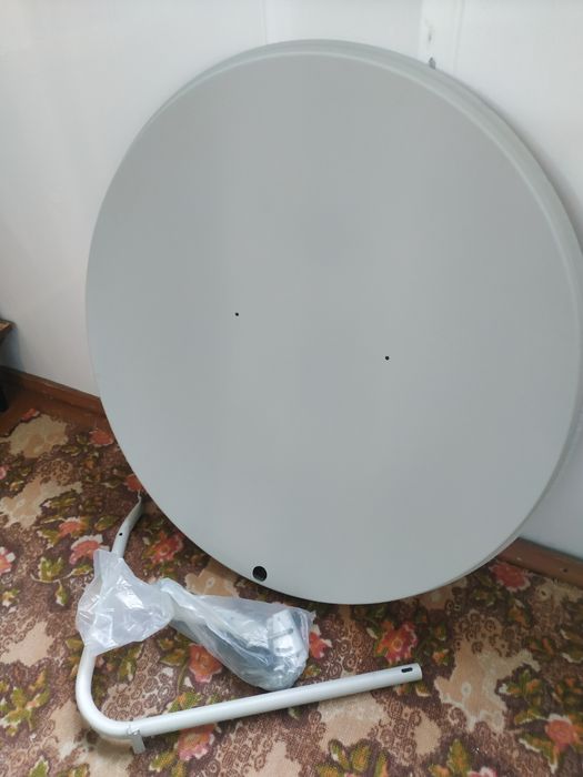 Спутниковая антенна тарелка