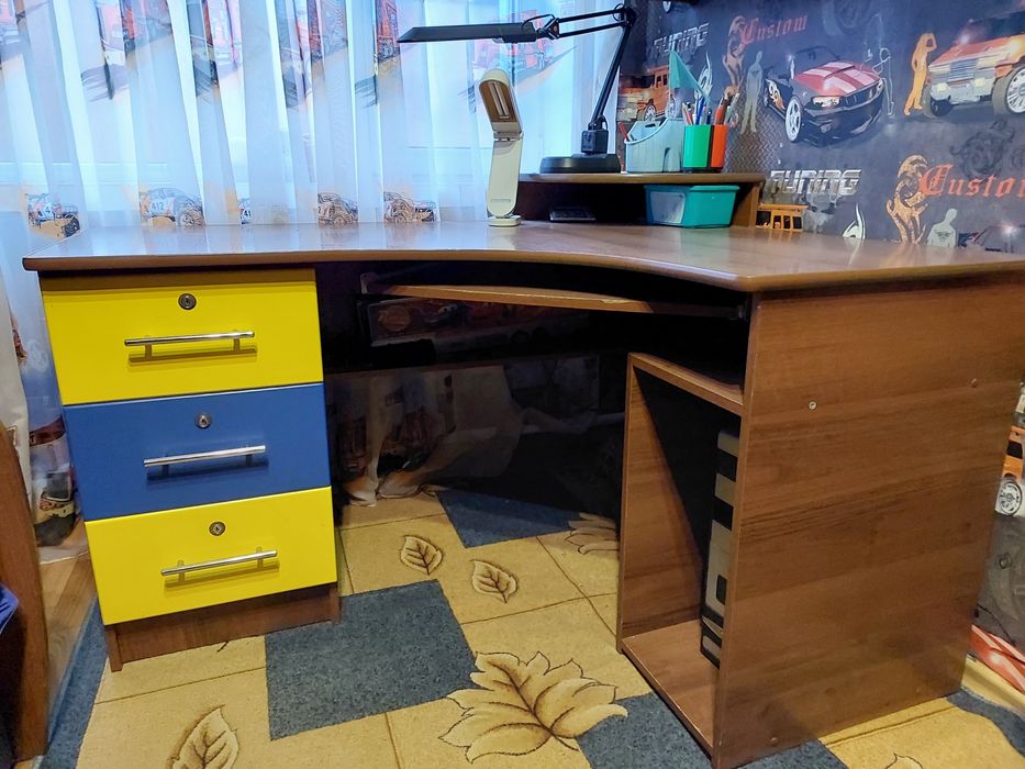 Мебель детская,  стенка двух ярусная кровать