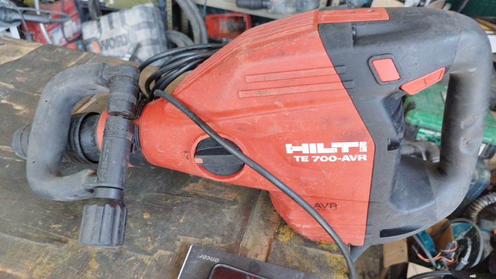 Martelo Hilti TE 700