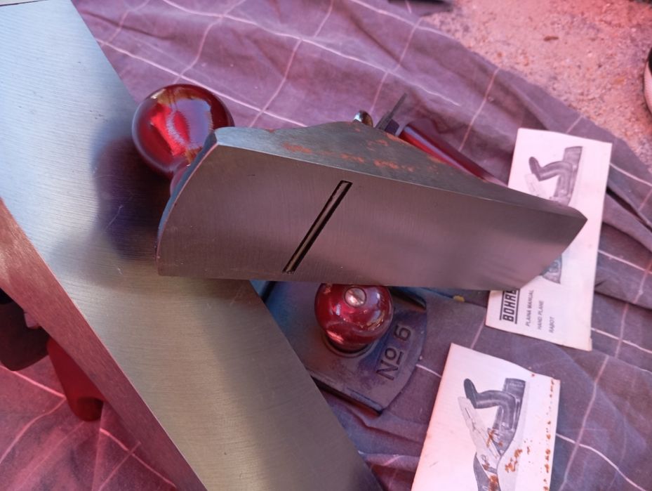 Plainas antigas e garlopas mas estão novas